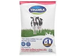 Sữa bịch vinamilk 100% sữa tươi vị dâu